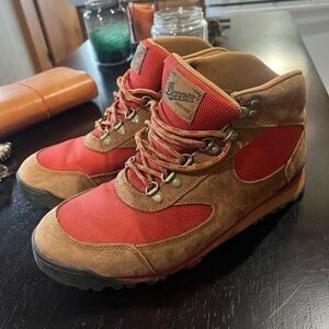 Danner Jag Women’s Hiking Boots